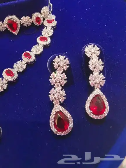 طقم اكسسوار نسائي جديد . التواصل خاص 6