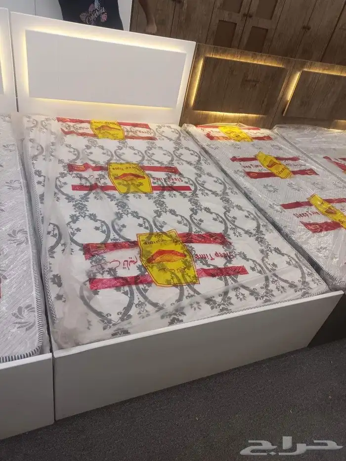 Wooden Beds all Sizes 13