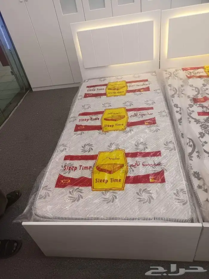 Wooden Beds all Sizes 11