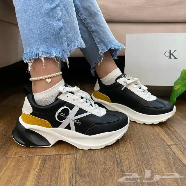 شوزات كالفن كلاين نسائي درجة اولي 1