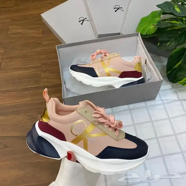 شوزات كالفن كلاين نسائي درجة اولي 5