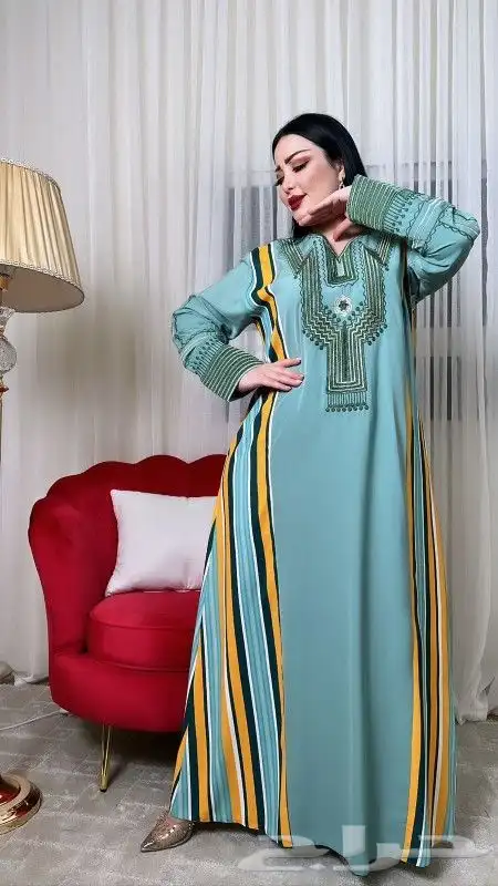 جلابيات كويتيه وفلسطيني بيتية و خروج بيع جملة حتا لو حبة 10