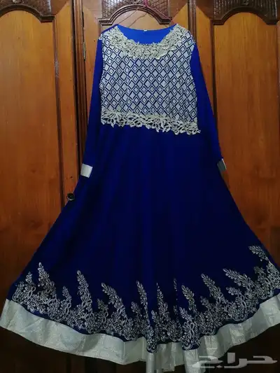 luxury dress for sale at a negotiable price 0
