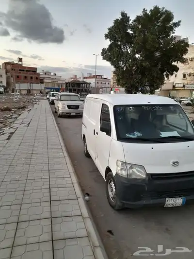 فان دايهاتسو للايجار الشهري 2