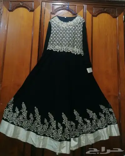 luxury dress for sale at a negotiable price 6