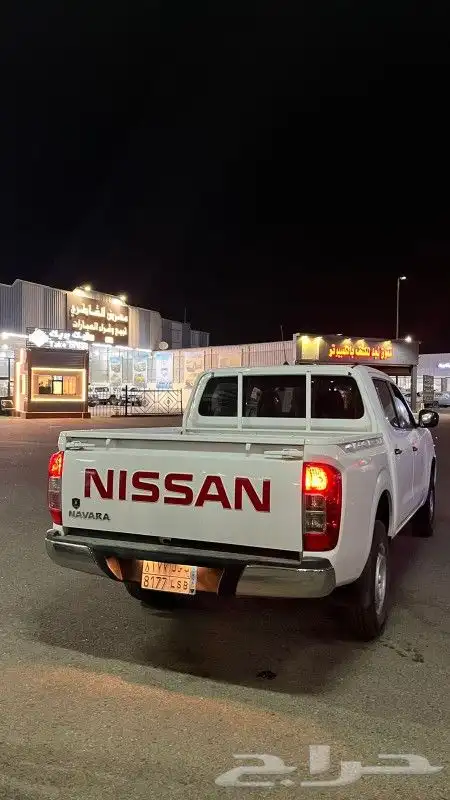 نيسان -نافارا 2