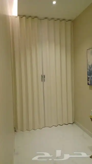 باب خشب . باب جلد . باب سحب . باب كرديون .باب بلاستيك 1