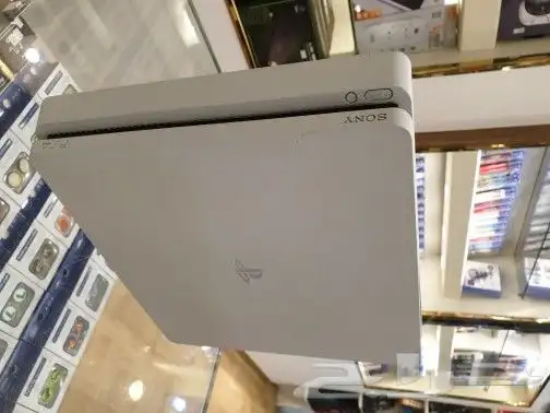 جهاز سوني بلايستيشن 4 3