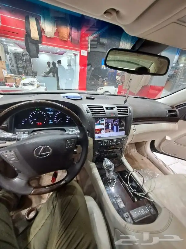 شاشة لكزس LS460L موديل 2006-2009 7