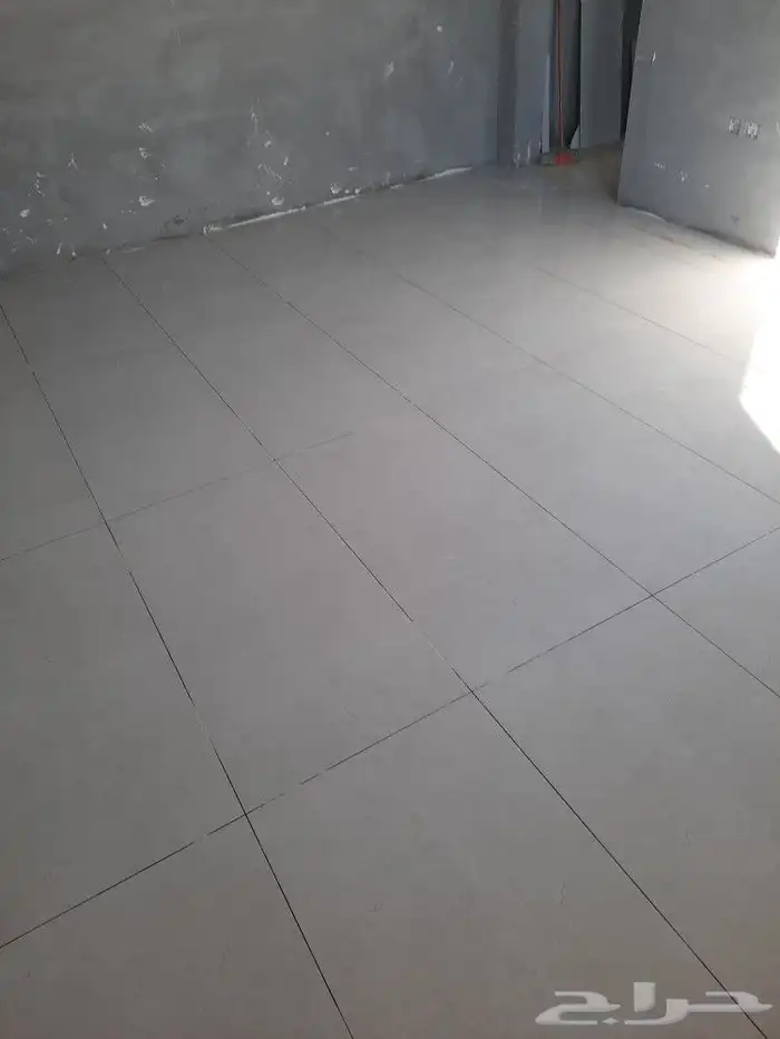 معلم باكستاني بلاط سيراميك 1