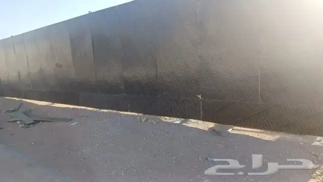 طباعة وتركيب بنر وعمل اسوار 10