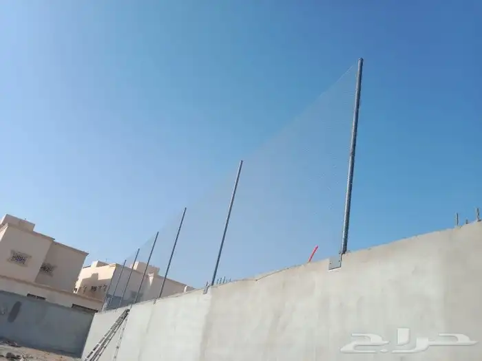 طباعة وتركيب بنر وعمل اسوار 13