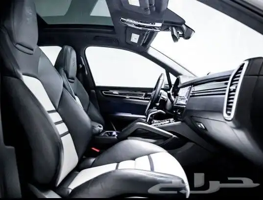 بورش كايين جي تي اس Porsche Cayenne GTS 453HP موديل 2021 8