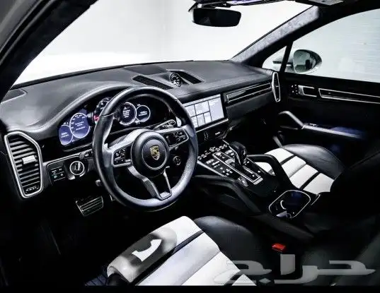 بورش كايين جي تي اس Porsche Cayenne GTS 453HP موديل 2021 10