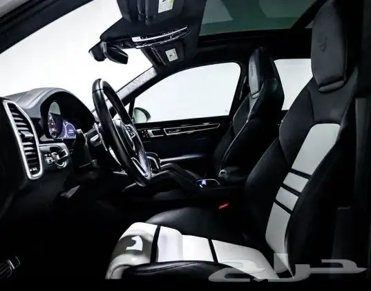 بورش كايين جي تي اس Porsche Cayenne GTS 453HP موديل 2021 11