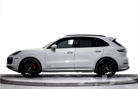 بورش كايين جي تي اس Porsche Cayenne GTS 453HP موديل 2021 5