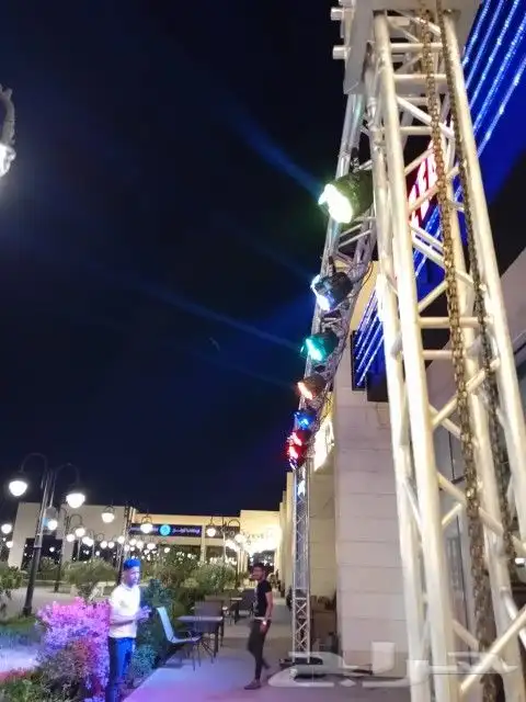 افتتاحات بيمات تراسات بار لد ليازر إضاءة بالونات 7