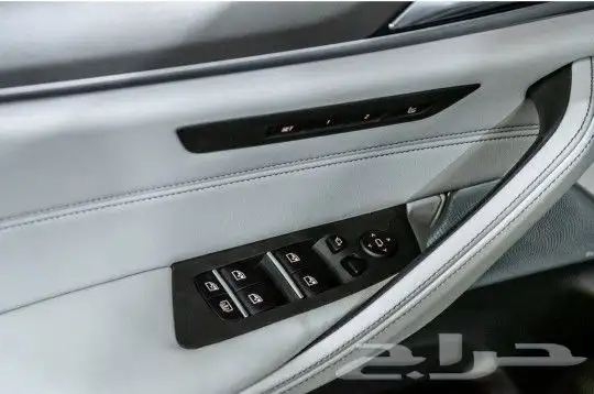 بي ام دبليو ام فايف BMW M5 Premium Sedan موديل 2020 22