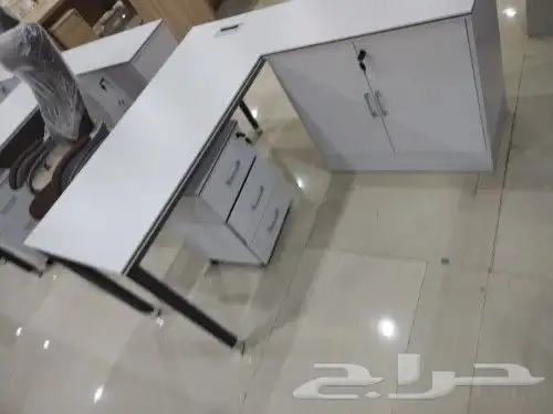 طاولات مكتبية عروض 12