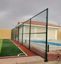 شبوك مزارع وملاعب رياضية هناجر ومضلات 1