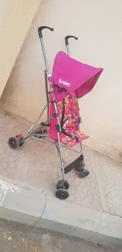 عربية اطفال جونيير اصليه شبه جديدة ب100 ريال 5