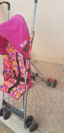 عربية اطفال جونيير اصليه شبه جديدة ب100 ريال 2