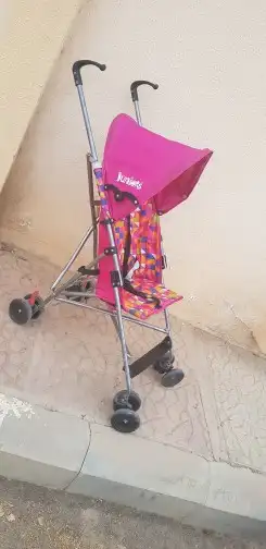 عربية اطفال جونيير اصليه شبه جديدة ب100 ريال 4