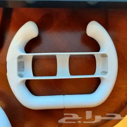 للبيع جهاز لعبة ويي 4