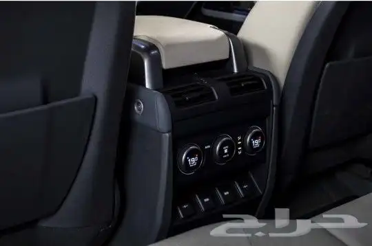 لاند روفر ديفيندر Land Rover Defender 110 S SUV موديل 2020 21