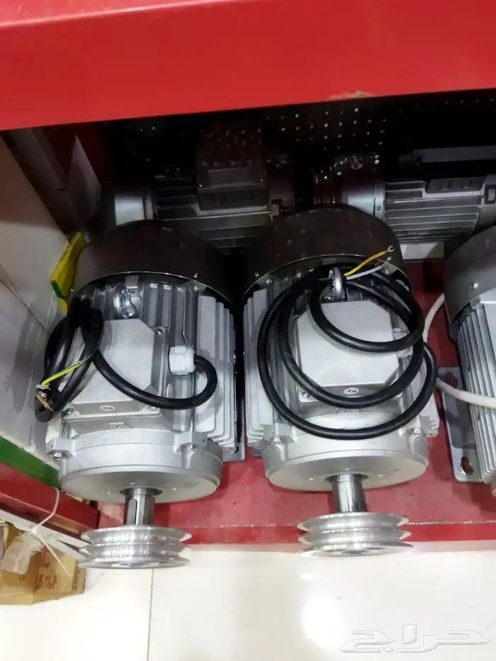 دينمو كمبروسر ايطالي من 2 الى 10 حصان 1