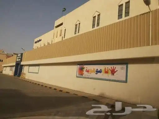 مظلات وسواتر وجميع اعمال الحداده 43