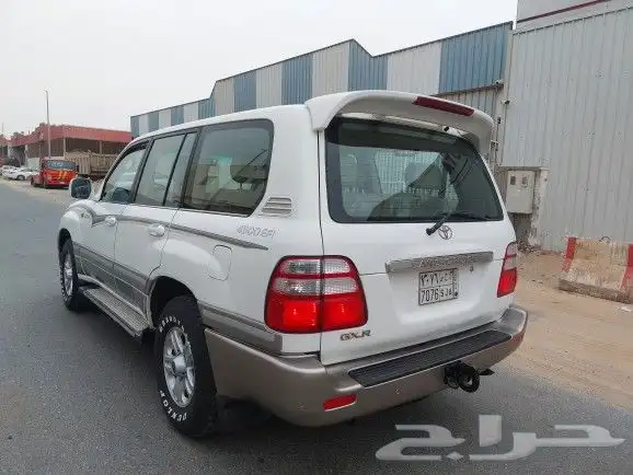 لاندكروزر 2005 تم البيع تم البيع 8