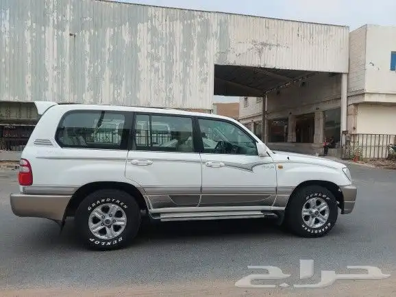 لاندكروزر 2005 تم البيع تم البيع 13