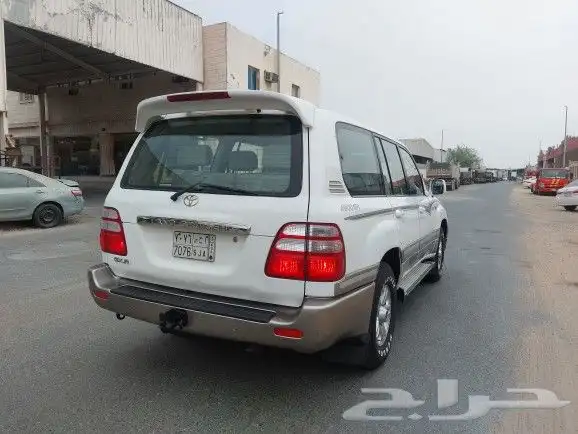 لاندكروزر 2005 تم البيع تم البيع 10