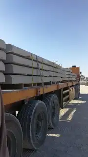 حواجز خرسانية وقواعد أعمدة انارة ومناهل كهرباء وصرف واتصالات 19