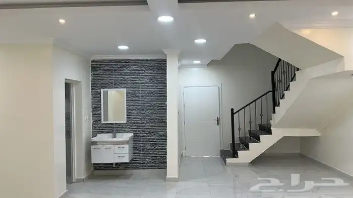 فلا ودورين وملحق للبيع 4