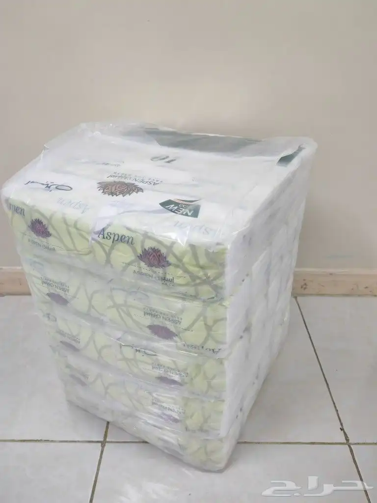 مناديل اسبين ناعمة بالات جديدة جملة 4