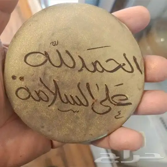 خطاط حسام لمصري-كتابة ع أي شي تبيه-دورات تدريبية لتعليم الخط 10