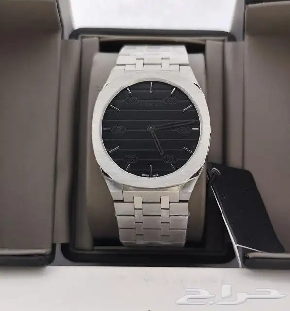 ساعة جوتشي النحيفة 10