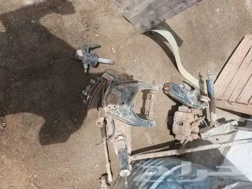 للبيع قطع غيار وانيت ايسوزو مستعمل 1