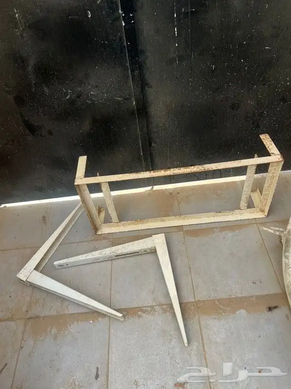 حامل حديد مكيف وحدة خارجية مستعمل 0