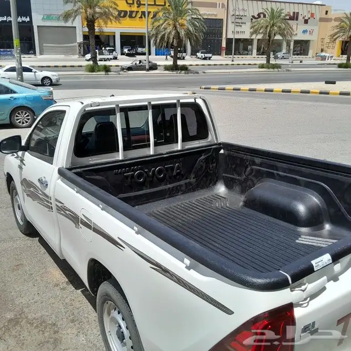 فيبر صندوق هيلوكس Hilux غماره 2016 إلى 2023 3