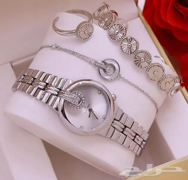 اطقم نسائيه ساعات وسلاسل واساور وخواتم 10