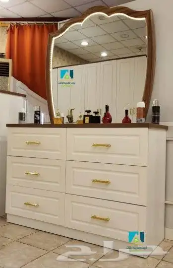 غرف نوم ومكاتب إدارية فخمة 7