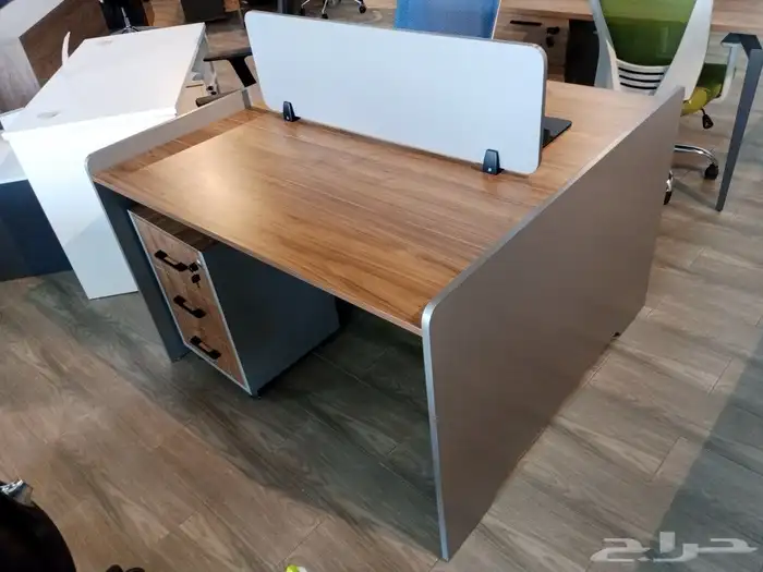 تحتاج تصنيع مكتب بجودة مناسبة ( بني ورمادي ) 5