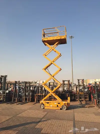 رافعة شوكيه فواركلفت للايجار 2020م 1