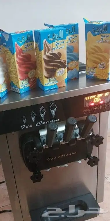 تأجير مكاين ايس كريم وفشار مسليات حفلات بانكيك 3 050803326 0