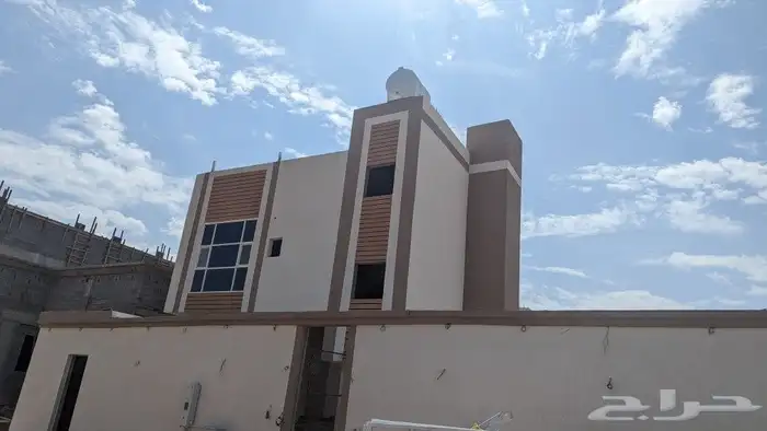 تفيذ واجهات بروفايل ترميم و ازالة البويا القديمة 1