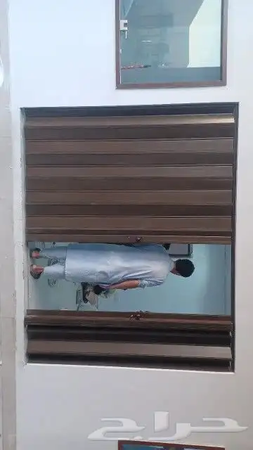 باب خشب . باب سحاب . باب جلد . بلاستيك . باب كرديون . أ 6