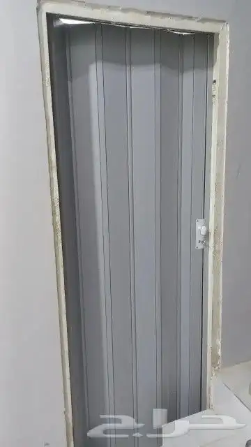 باب خشب . باب سحاب . باب جلد . بلاستيك . باب كرديون . أ 5